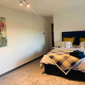  Holiday home Elmtree At Sherwood Forest